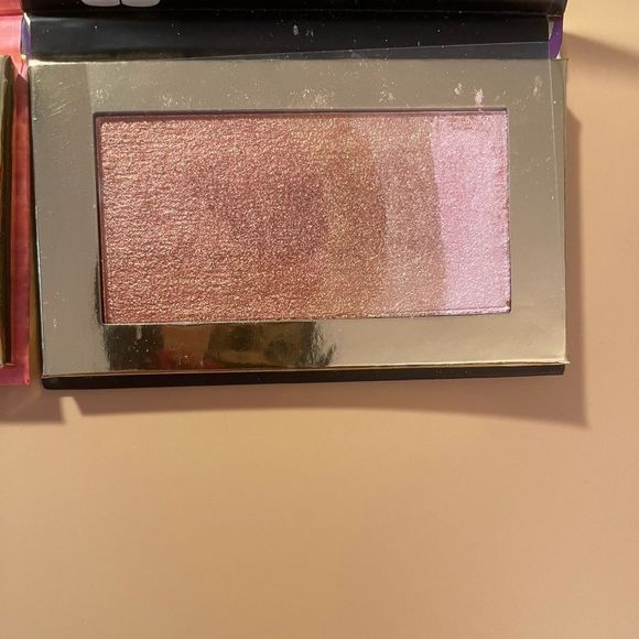 Ultramo Eyeshadow Palette & Cheek Duo Collection - Picture 4 of 7